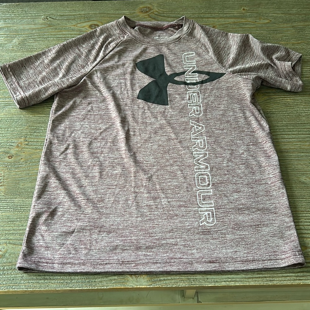 Tee